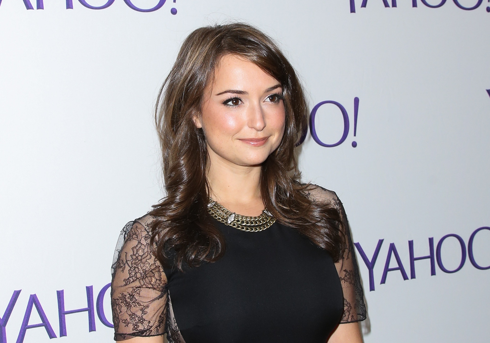 Milana Vayntrubs Height Weight Age And Body Statistics Revert Press